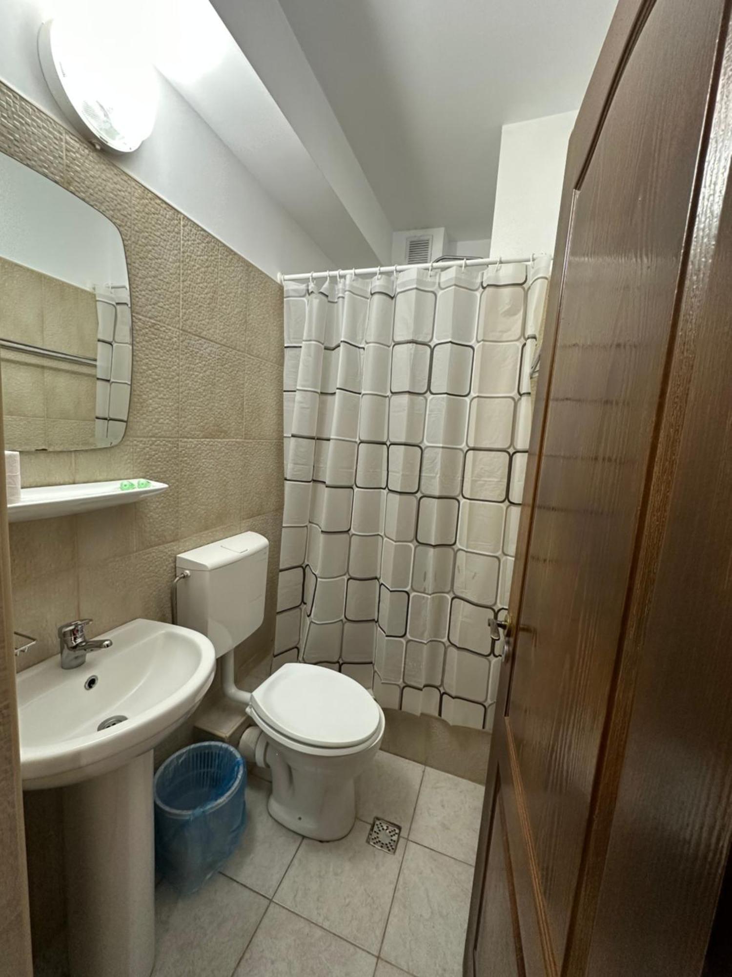Cazare Arges Mall Piteşti Exteriér fotografie